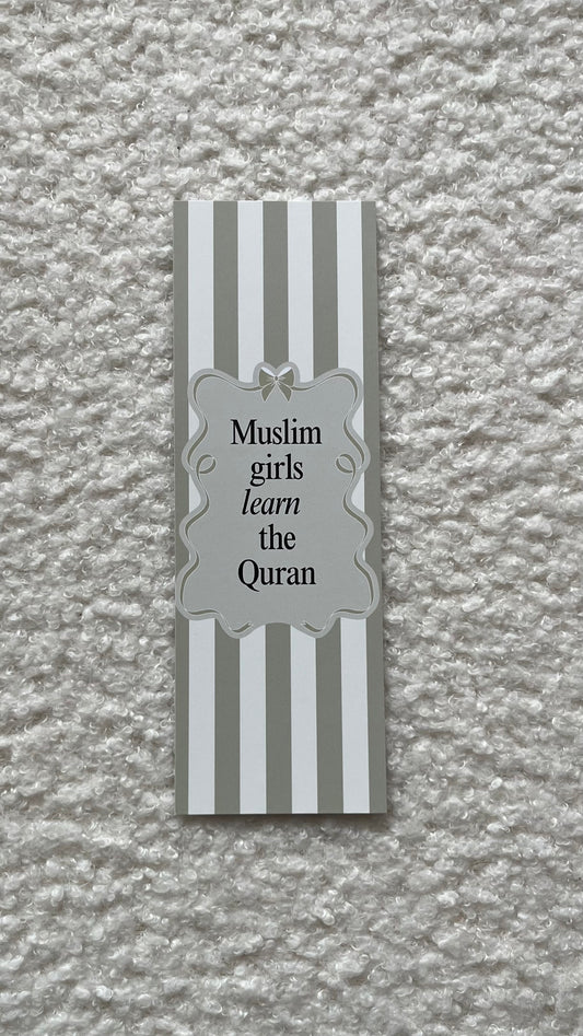 Marque page « Muslim girls learn the Quran »